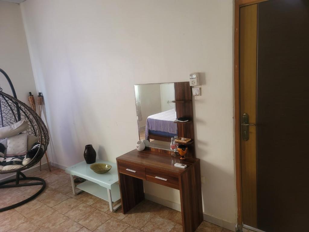 Elyas-House