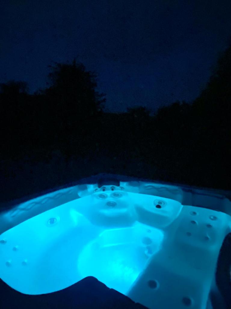 Big Family villa 12p big garden with bathtub and jacuzzi photo 4