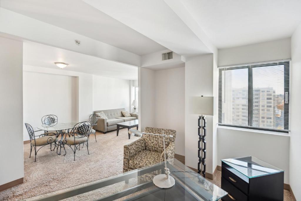 Beautiful Professional 1br Apartment, Pool Pp photo 4