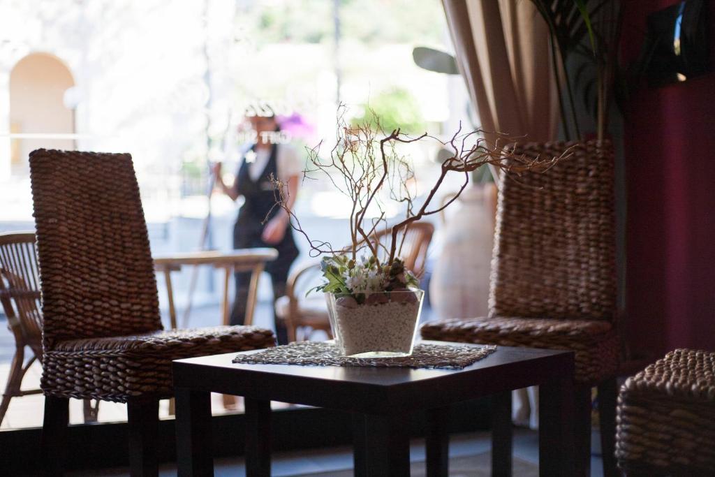Hotel Donna Rosa photo 4
