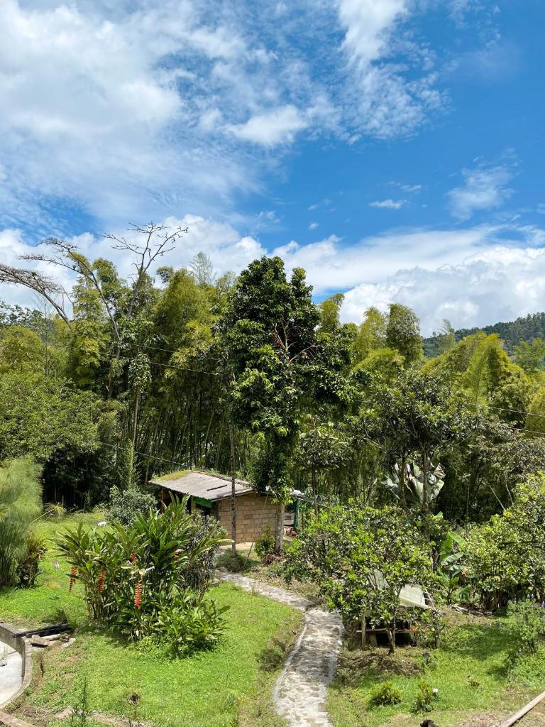 GRANJA JARDIN photo 2