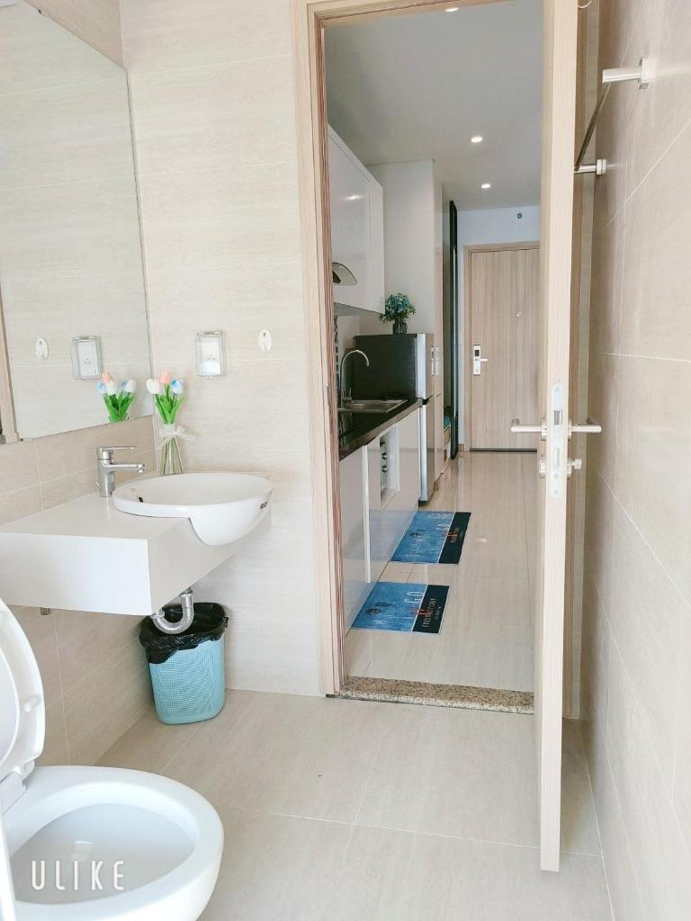 Studios Hạ Long Bãi Cháy