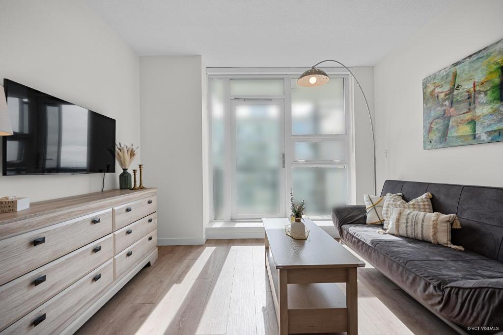 City Center Brand New 1 Bedroom 4 Guests Apartment photo 3
