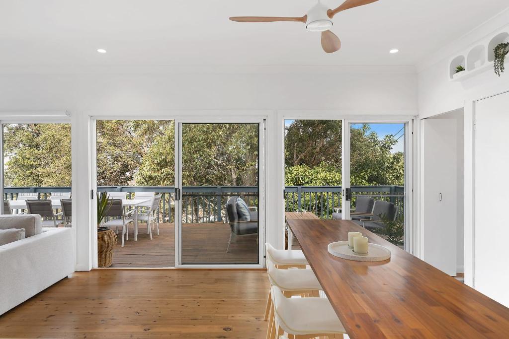 Barnhill Beach House - Amazing Views photo 3
