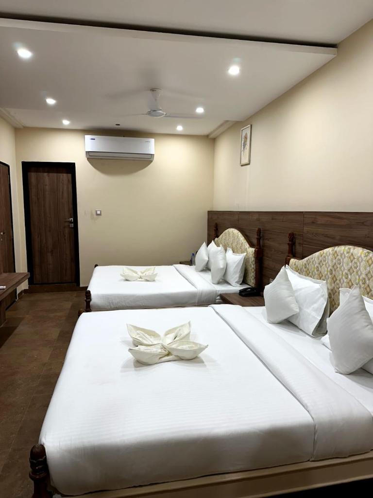 Hotel Yashraj Paradise photo 1