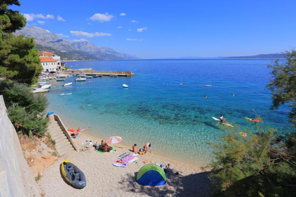Apartments with a parking space Pisak, Omis - 5975 photo 4