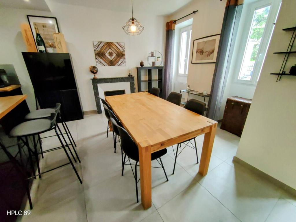Home Courtis Robin photo 4
