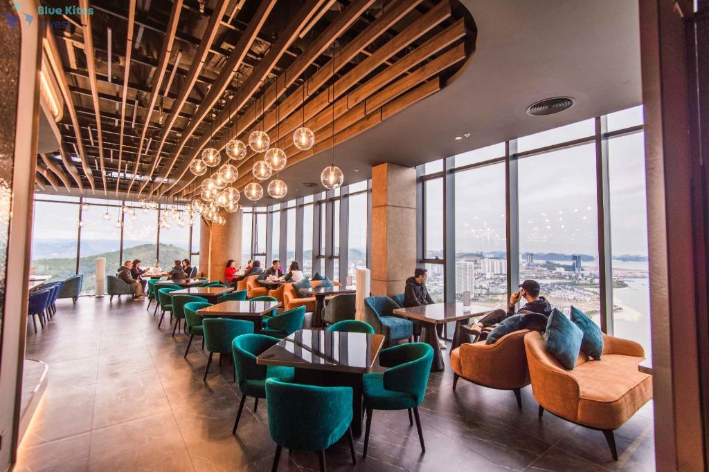 Anstay La Carte View Natural Wonders Ha Long