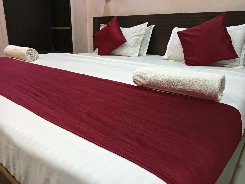 Shree Krishna Hotel Inn photo 1