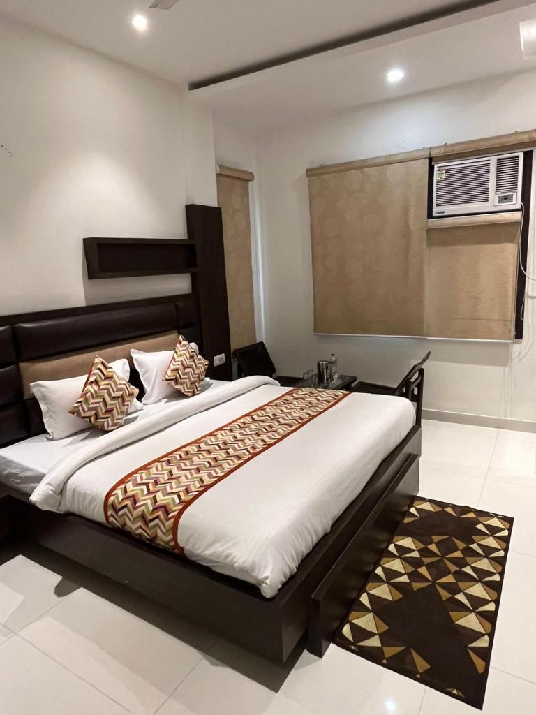 Hotel SB Residency photo 3