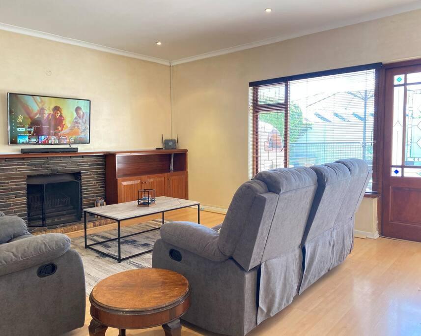 A Home in Timour Hall - Tap to explore photos
