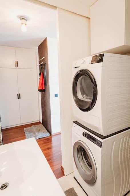 Cozy Nest in quiet neighbourhood, free parking