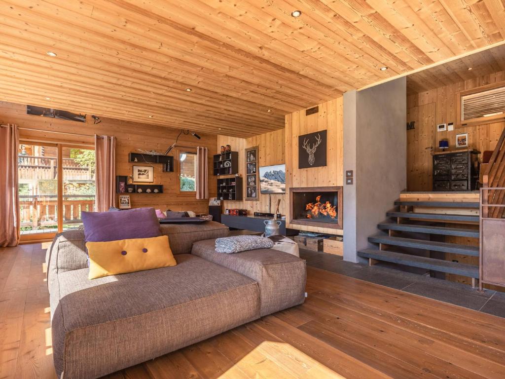 Chalet La Clusaz, 9 pièces, 13 personnes - FR-1-304-219