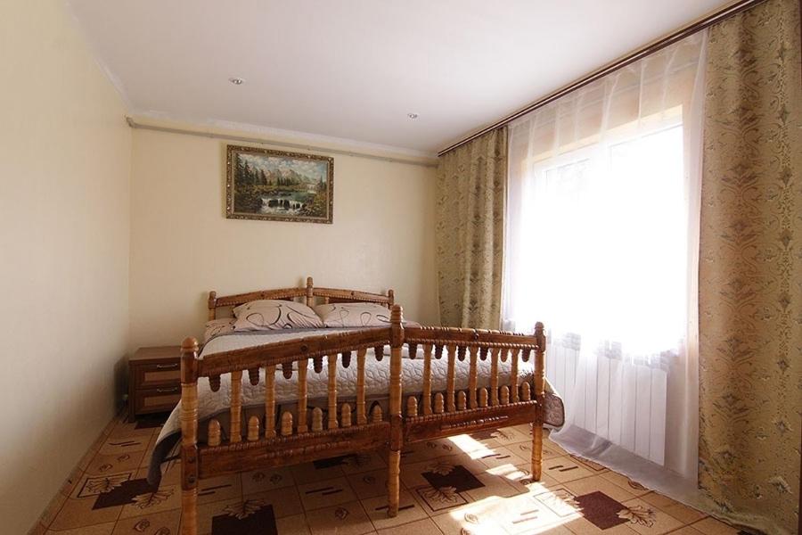 Котедж "Гірський Краєвид" photo 2