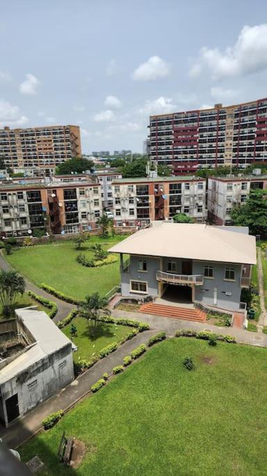 Nature views 2 bed apartment in Victoria Island photo 2