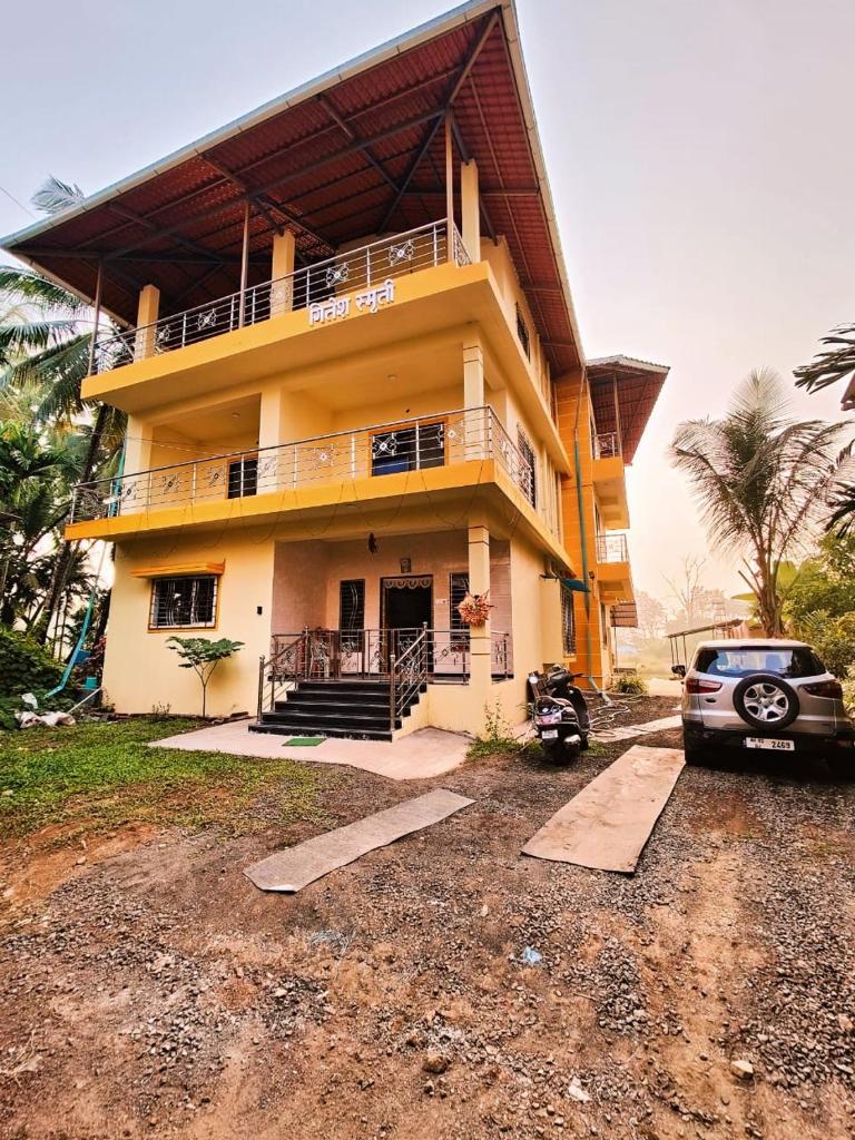 R R Villa