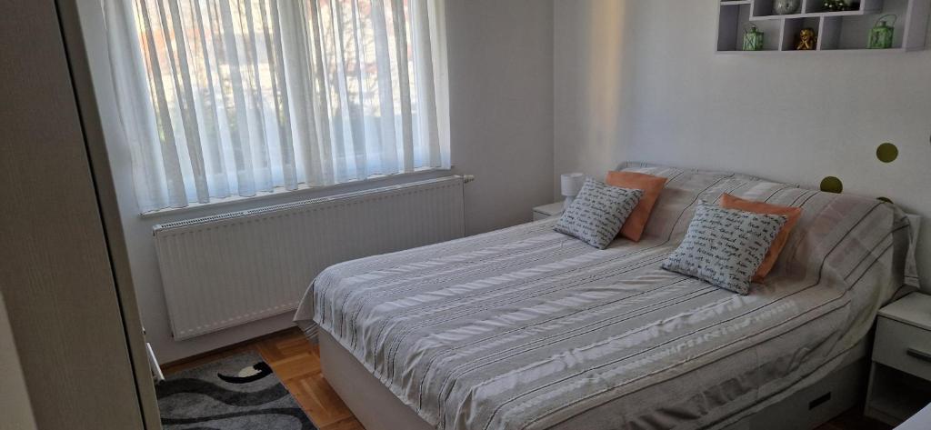 CENTRUM with private parking photo 4