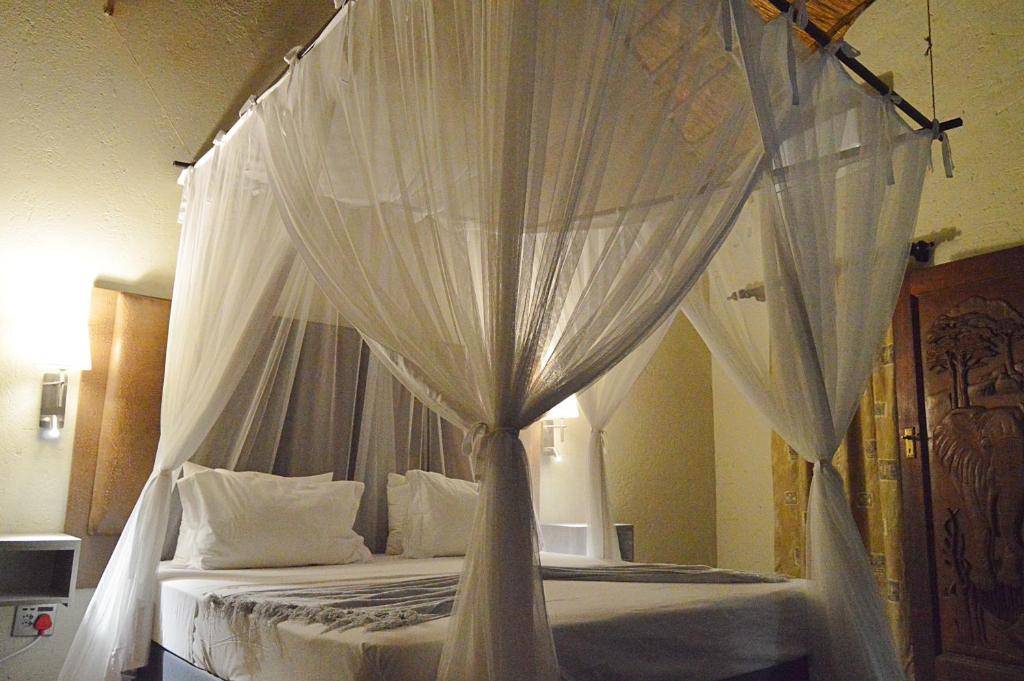 Pan African Lodge & Safari photo 2