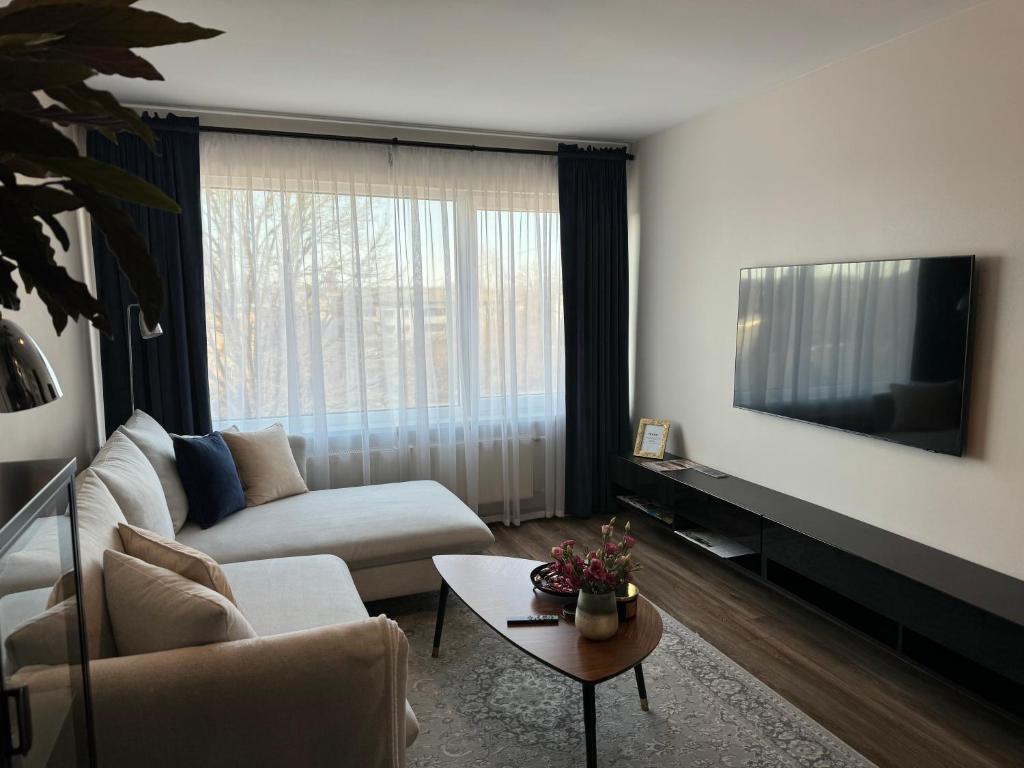 City chic rental photo 3