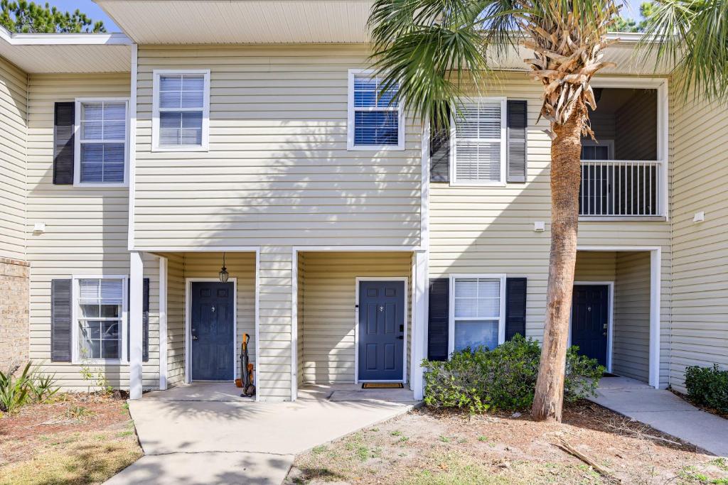 Tranquil Gainesville Gem with Lanai and Pool Access! photo 2