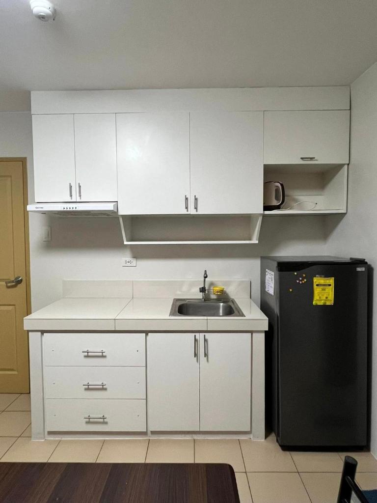 Sunsets and Good Vibes - 2 Bedroom Condo Unit photo 1