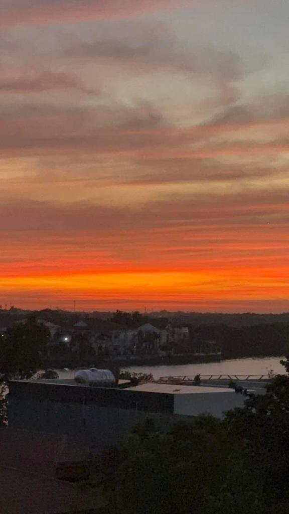 Sunsets and Good Vibes - 2 Bedroom Condo Unit photo 2