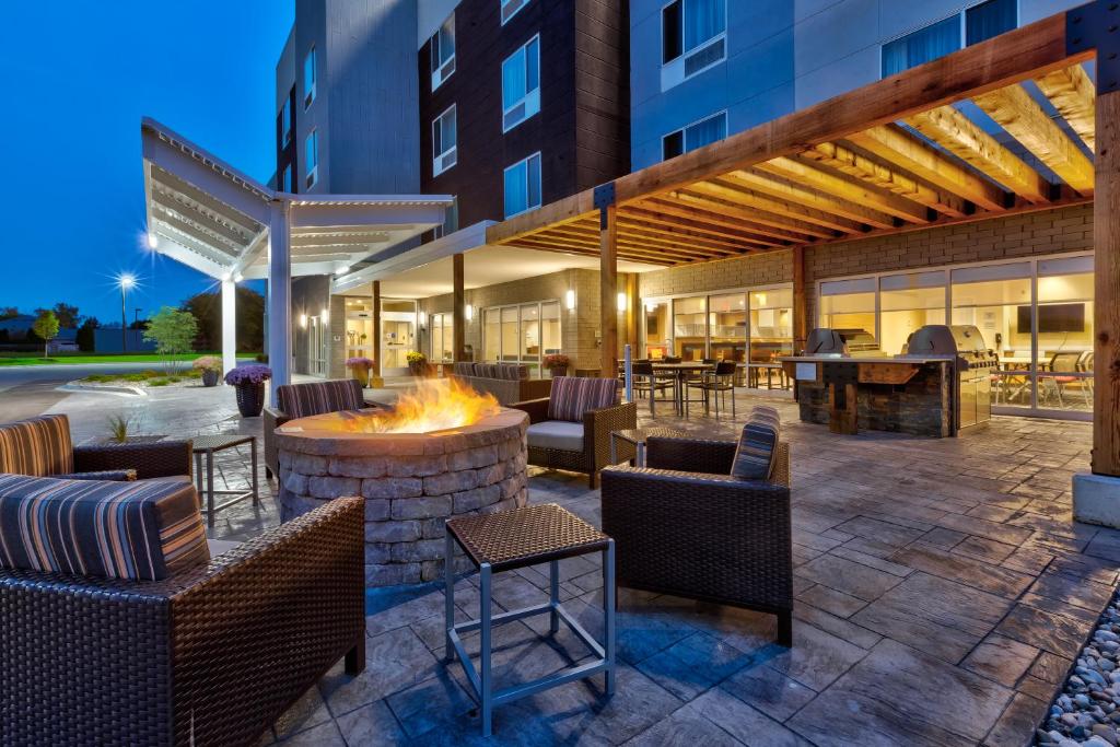 TownePlace Suites by Marriott Grand Rapids Airport Southeast photo 3