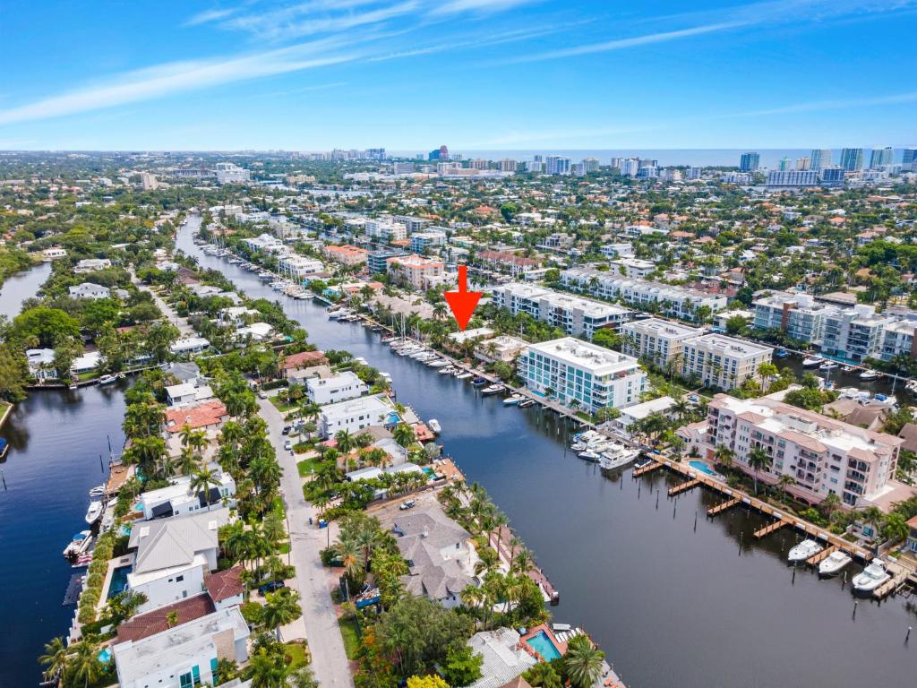 Relaxing Beach Apt in las Olas Blvd - Tap to explore photos