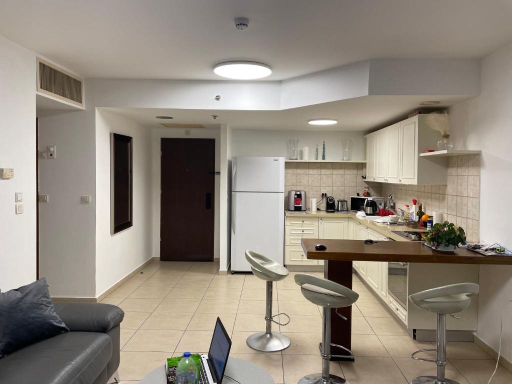 Luxury apartment on the beach photo 1