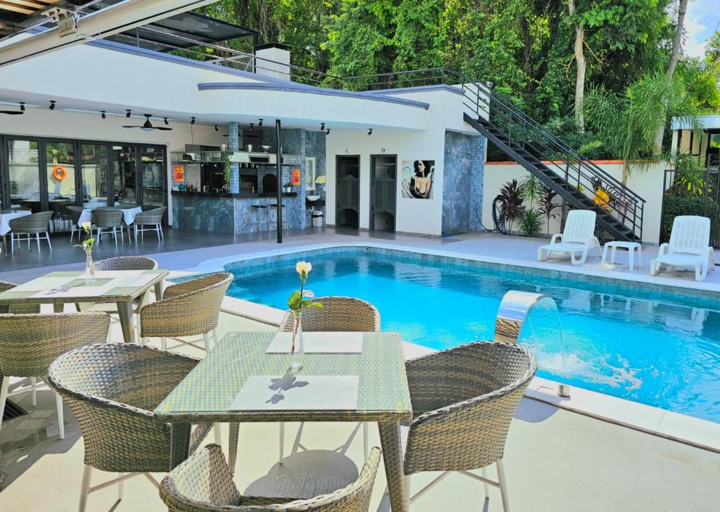 Hotel Oasis-Dream Holidays - La Petite France photo 1