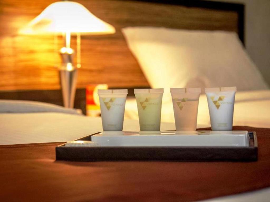 Двухместный (Улучшенный номер с кроватью размера «queen-size»), D Circle Hotel