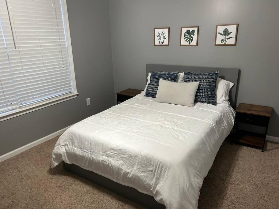 3 bedroom, 2 bath house near tennis center photo 4