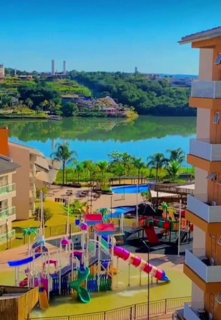 Apartamento Ilhas do Lago. Vaga somente do dia 10/03 a 14/03