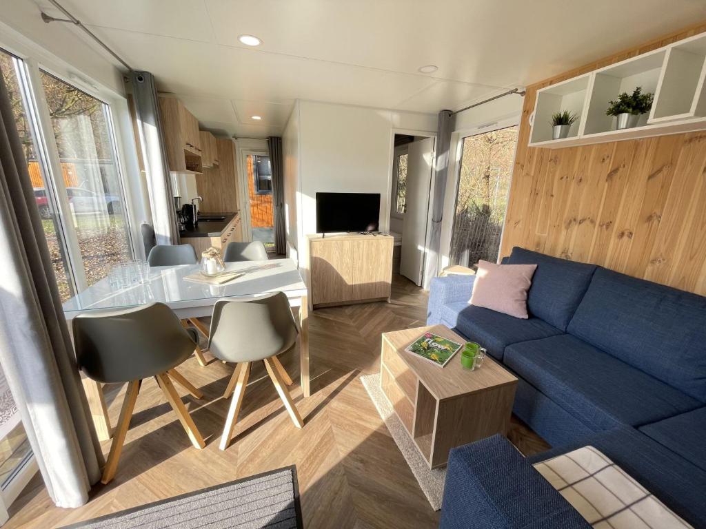 Holiday Home Tiny Haus Sunside Gardenlounge by Interhome photo 3