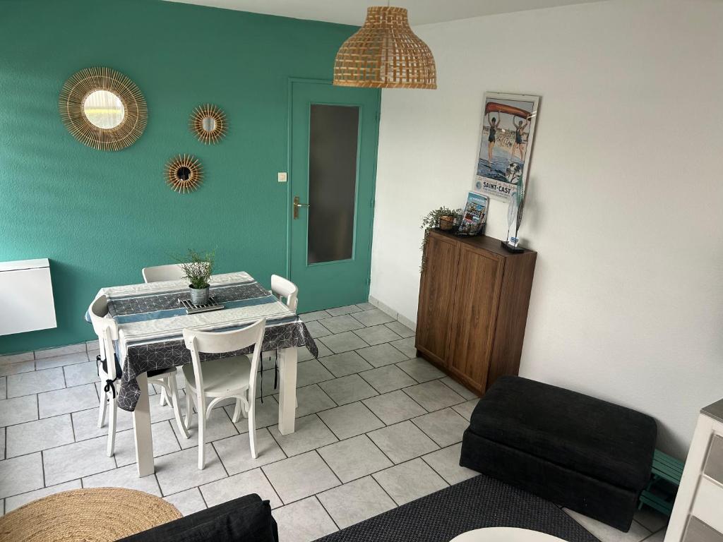 Appartement terrasse privée grande plage à 100 m - Parking gratuit photo 3