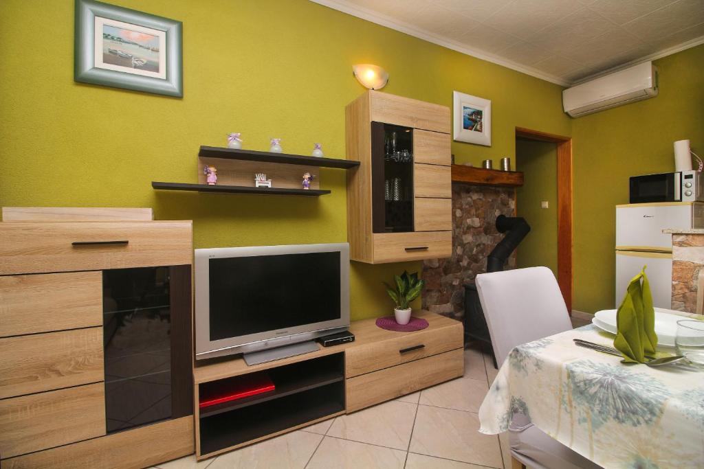 Apartments Goran i Marina photo 2