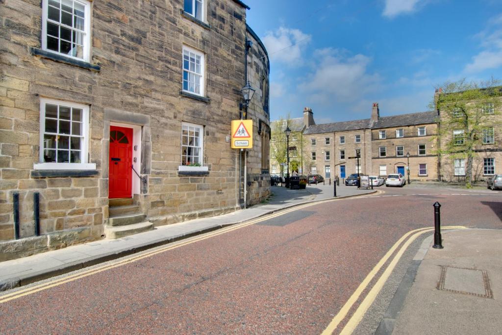 Barbican View - luxury apartment opposite Alnwick Castle photo 1