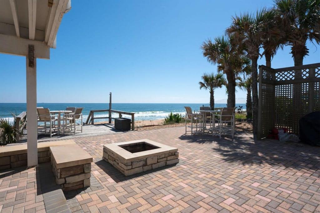 Gone Coastal - Oceanfront Home with a Hotub image