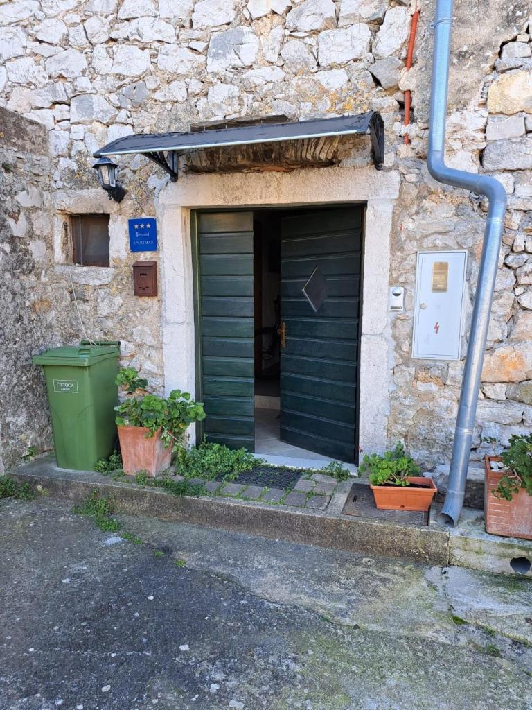 Holiday house with a parking space Kraj, Pasman - 22391 photo 1