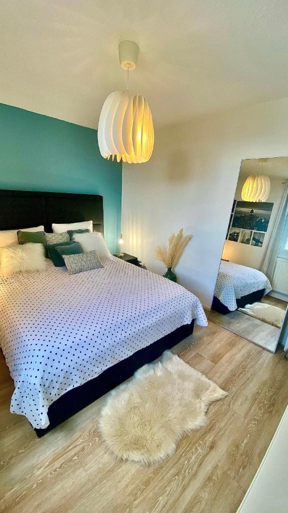 Superbe Chambre avec vue et salle d eau privative dans duplex de 140m2 - proche CHU Clermont photo 1