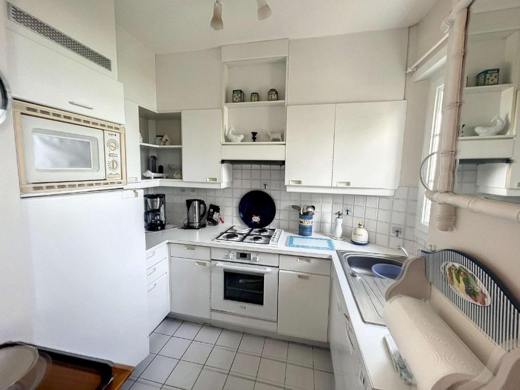 Appartement Jullouville, 3 pièces, 4 personnes - FR-1-361-472 photo 4