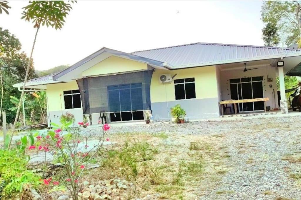 SJ Homestay & Room Rental.