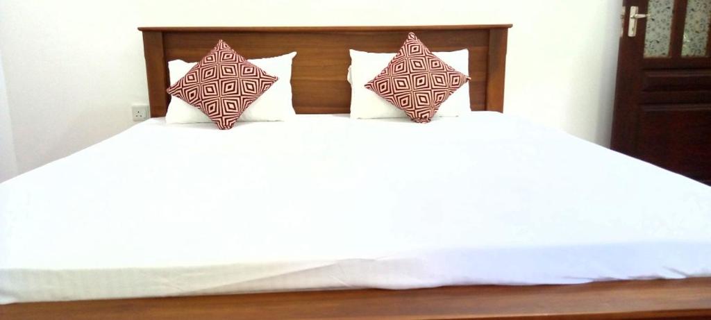 Eastree villa midigama photo 1