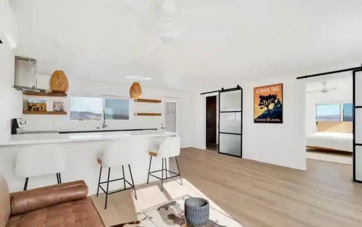 Modern & Private Desert Home w/ ez access and near Joshua Tree photo 2