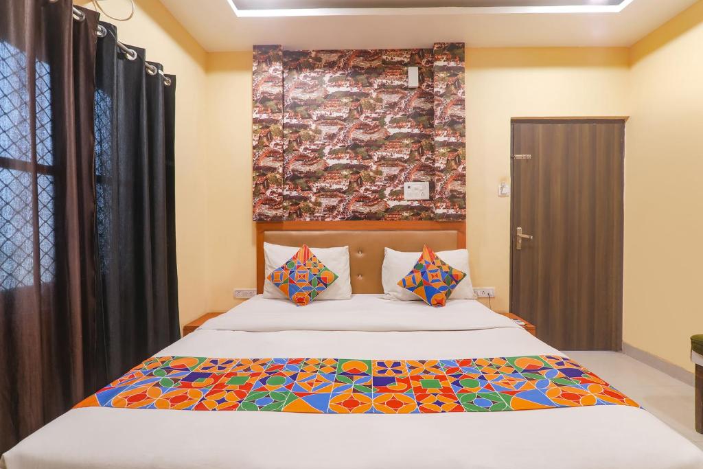 FabHotel Swarn Banquet photo 1