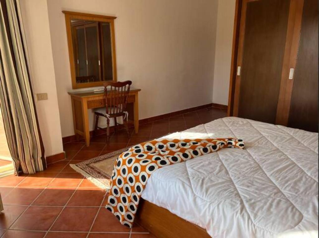 5BR Villa Private Garden & Beach Access in Ain EL Sokhna photo 1