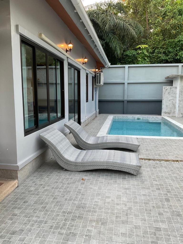 Aonang Peace Pool Villa