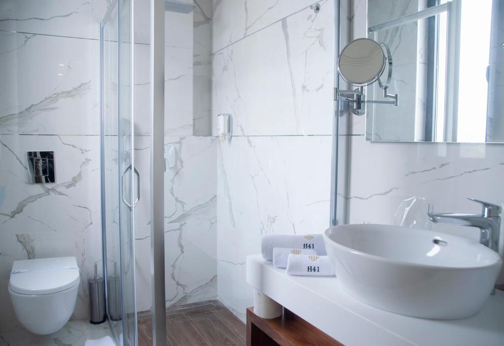 H41 Luxury Suites photo 1
