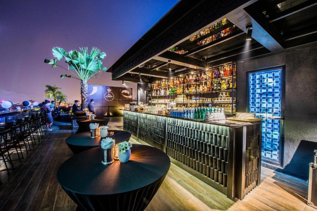 Hanoi La Siesta Central Hotel & Spa