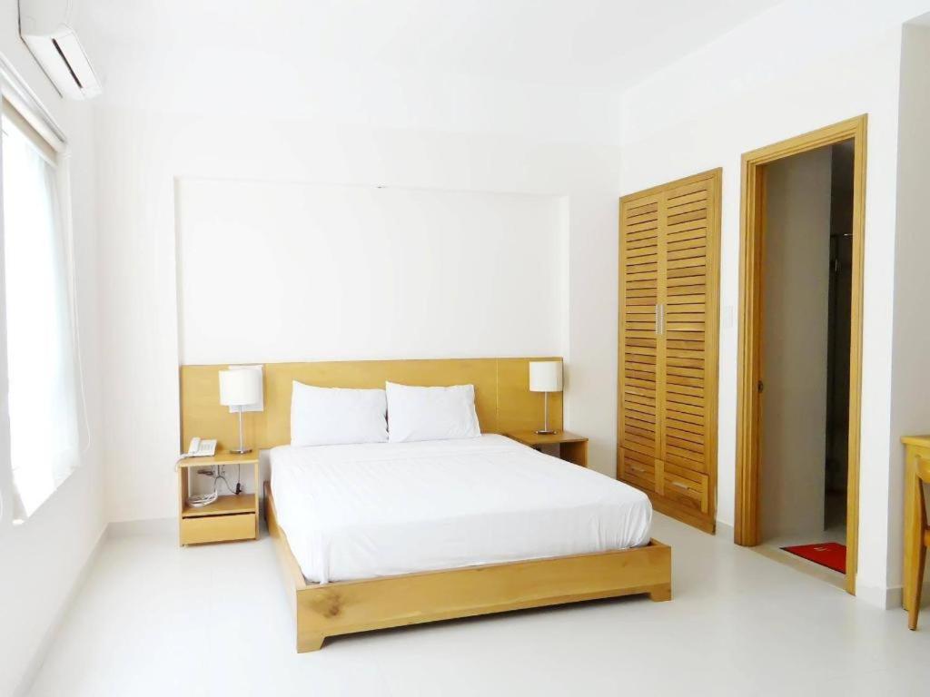 Edenpark Apartment & hotel service